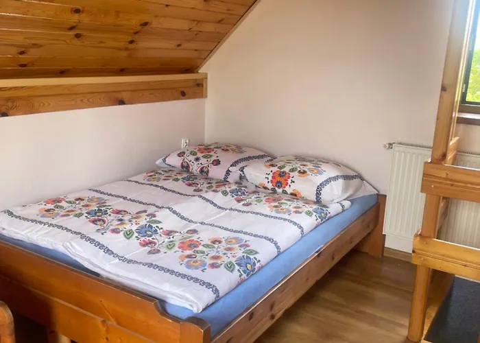 Feriehus Dudkowe W Beskidach- Relaks Z Balia I Apiterapia Jeleśnia